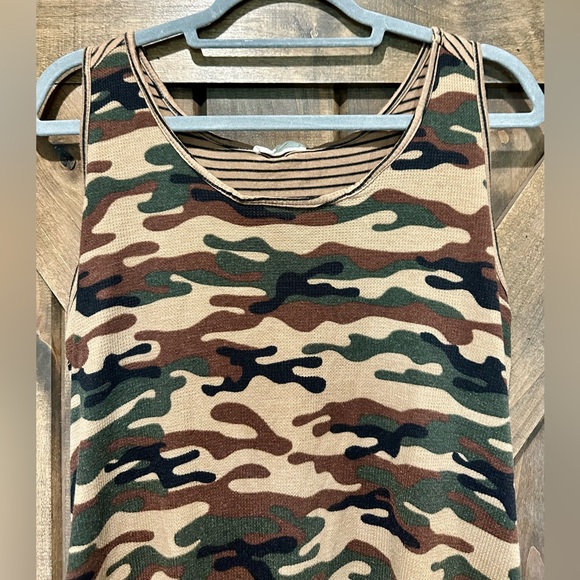 EUC Avery Apparel Brand Mixed Pattern Camo Tank Top - Picture 7 of 11